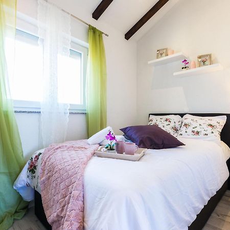 Apartments Mazijini Dvori 扎达尔 外观 照片