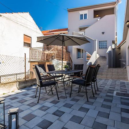 Apartments Mazijini Dvori 扎达尔 外观 照片