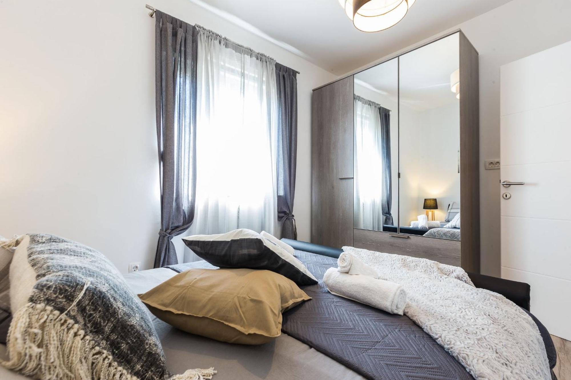 Apartments Mazijini Dvori 扎达尔 外观 照片
