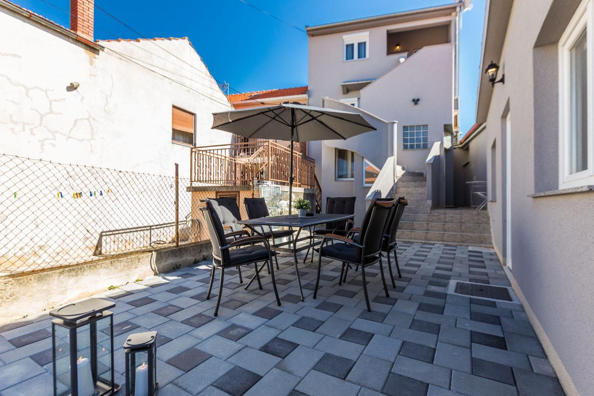 Apartments Mazijini Dvori 扎达尔 外观 照片