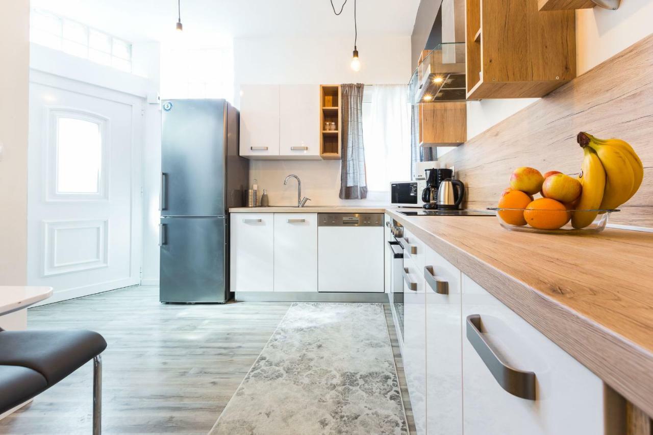 Apartments Mazijini Dvori 扎达尔 外观 照片
